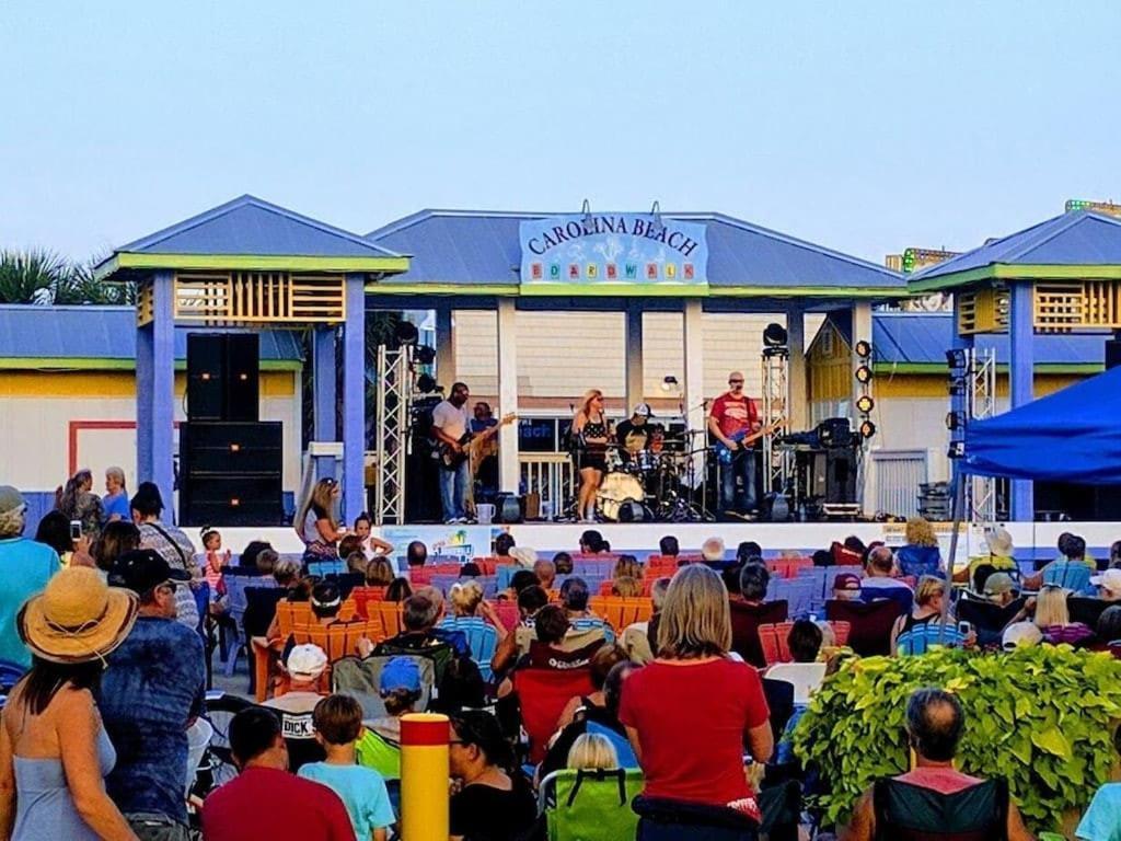 Beach Harbour 16 @ The Carolina Beach Boardwalk - Full Remodel! Kültér fotó